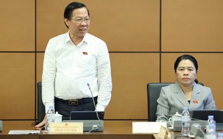 Miễn học phí: Đầu tư cho tương lai đất nước
