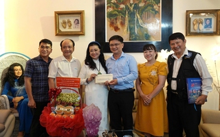 Lãnh đạo TP HCM thăm và tri ân văn nghệ sĩ