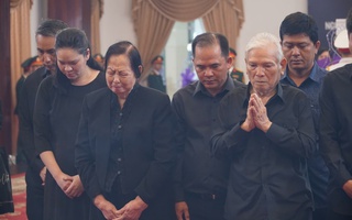 Nghẹn ngào xúc động tại Lễ viếng nguyên Chủ tịch nước Trần Đức Lương tại TP HCM