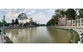 Hình ảnh không đẹp giữa lòng thành phố ở An Giang
