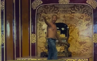 Phó Thủ tướng chỉ đạo xử lý vụ việc "Ngai vua triều Nguyễn" bị phá hoại