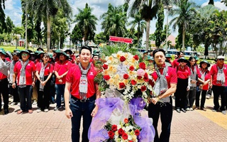 “Theo dấu chân cuộc Tổng tiến công và nổi dậy mùa Xuân 1975”: Trở lại vùng đất lịch sử
