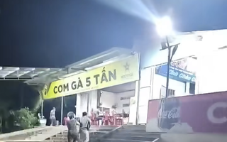 Xác minh vụ khách bị đánh gãy ngón tay sau khi phàn nàn giá cơm gà