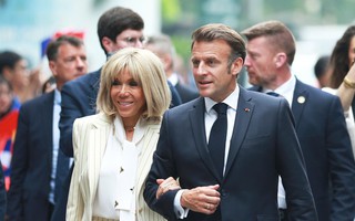 Tổng thống Pháp Emmanuel Macron và Phu nhân kết thúc chuyến thăm Việt Nam