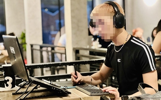 Hiện tượng "ngồi đồng" và ứng xử từ chủ quán (*): Đừng nghĩ đó là thiệt thòi