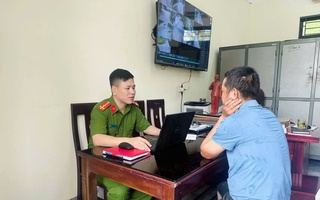 Xác định kẻ vừa đánh tới tấp nữ chủ quán cắt tóc, vừa quát lớn "mi xúc phạm bồ tau"