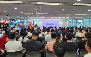 Mỹ kiểm tra mạng xã hội, du học sinh không nên hoang mang
