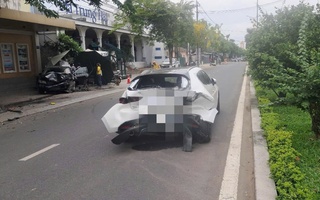 Ô tô gây tai nạn liên hoàn giữa TP Quảng Ngãi