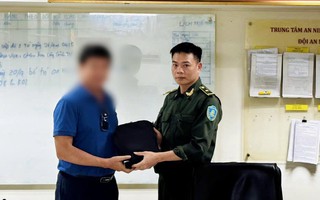 Người đàn ông để quên điện thoại và gần 85 triệu đồng tại sân bay