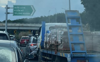 Đường cao tốc Phtỷ lệ kèo nhà cái Thiết-Dầu Giây, TP HCM-Long Thành-Dầu Giây quá tải nghiêm trọng