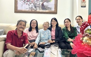 Lãnh đạo TP HCM thăm và tri ân 3 văn nghệ sĩ tiêu biểu