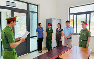 Bắt tạm giam 1 chủ tịch xã