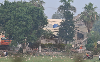 Thủ tướng Pakistan tuyên bố cứng rắn, Ấn Độ nói "có quyền đáp trả"