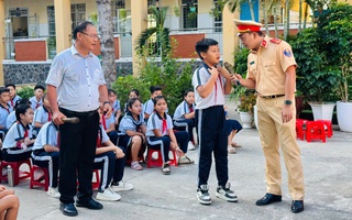 Trang bị kỹ năng phòng chống đuối nước cho học sinh vùng ven sông Sài Gòn
