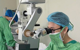 Ca đặt Paul Glaucoma Implant thứ hai, mở ra hy vọng mới cho bệnh nhân glaucoma