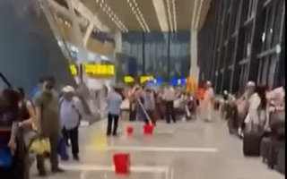 Yêu cầu ACV xử lý dứt điểm tình trạng Nhà ga T3 mới khánh thành đã bị dột