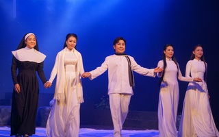 NSƯT Vũ Luân tạo sức hút mới cho vở cải lương "Chuyện tình Hàn Mặc Tử"