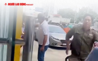 Thực hư clip công an mang súng khống chế kẻ làm giả sổ đỏ