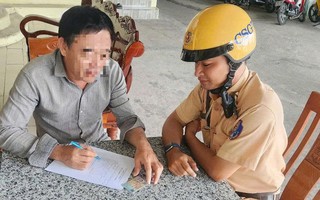 Truy ra người đàn ông ngang nhiên chạy xe ba gác ngược chiều ở TP HCM
