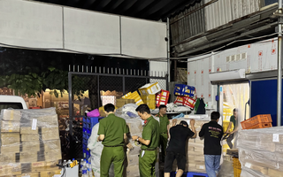 Bên trong kho lạnh ở TP HCM chứa hơn 70 tấn nội tạng, thịt không rõ nguồn gốc