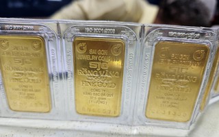 Bất ngờ giá vàng trong nước