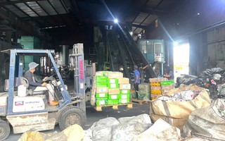 Hình ảnh hơn 30 tấn vú heo, dồi trường, gà ủ muối “bẩn” của một cơ sở kinh doanh