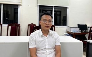 Bắt một phó chủ tịch UBND thị trấn