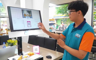 Nhóm sinh viên ĐH Kinh tế TP HCM tạo hệ thống thanh toán bằng AI "siêu tốc"