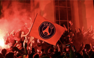 Lễ mừng cúp vô địch Champions League của PSG chìm trong máu và nước mắt