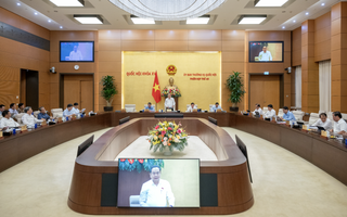 Ủy ban Thường vụ Quốc hội xem xét việc sắp xếp đơn vị hành chính cấp tỉnh, cấp xã
