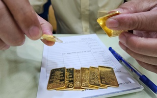 Giá vàng hôm nay 2-6: Vừa mở cửa, lại tăng