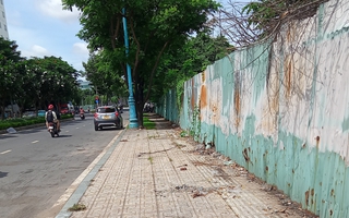 Đã di dời trụ điện
