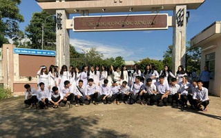 Một học sinh ở Phú Quốc than thở vì phải đóng tiền ủng hộ kỳ thi