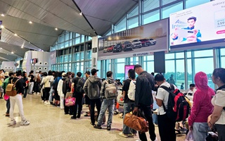 Sân bay Vinh đóng cửa 6 tháng, khách đã mua vé giải quyết thế nào?