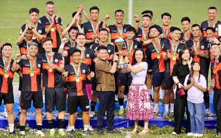 Những bản hợp đồng "bom tấn"