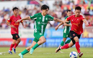 Căng thẳng tranh suất dự V-League