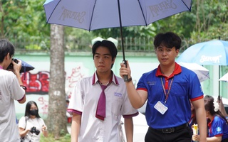 Thi tốt nghiệp THPT2025: Thí sinh làm bài thi môn toán, đón xem gợi ý giải đề