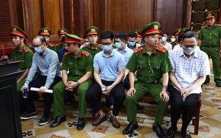 Cái cúi đầu của "ông trùm" cấp phiếu lý lịch tư pháp