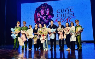 Lâm Vỹ Dạ, Minh Luân tạo ấn tượng tại Hà Nội với vở "Một cuộc chiến khác"
