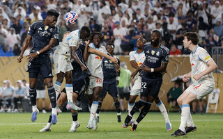 Sao trẻ thăng hoa, Real Madrid thắng tưng bừng 3-0 RB Salzburg