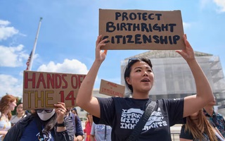 Tổng thống Donald Trump nhận tin vui từ Tòa án Tối cao
