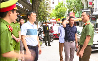 VIDEO: Giám đốc Công an Thanh Hóa trực tiếp chỉ đạo khám xét nhà trùm giang hồ Vi "ngộ"