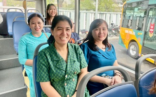 Xe đưa rước cán bộ, công chức từ Bình Dương, Bà Rịa - Vũng Tàu đến TP HCM hoạt động ra sao?