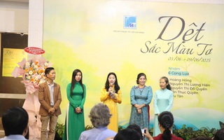 Triển lãm của nhóm 6 Cọng Lụa "Dệt sắc màu tơ"