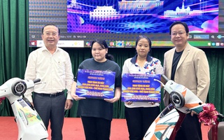 Tặng 50 xe máy điện cho học sinh, sinh viên vượt khó, hiếu học