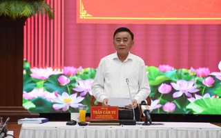 Thường trực Ban Bí thư Trần Cẩm Tú làm việc với Đà Nẵng về công tác nhân sự