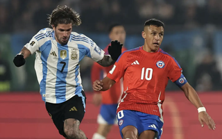 Argentina thắng trận thứ tư liên tiếp, vô đối vòng loại Nam Mỹ