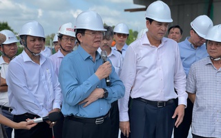 Phó Thủ tướng Mai Văn Chính khảo sát dự án đường Vành đai 3 - TP HCM