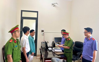 Vụ biến "đất vàng" công viên thành đất tư: Bắt tạm giam 2 cán bộ