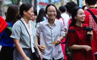 Thi lớp 10 Hà Nội: Đề văn vừa sức, thí sinh không khó đạt điểm cao